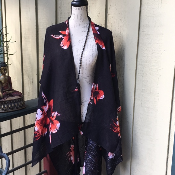 New! Black Floral  K I M O.N O - Picture 2 of 9